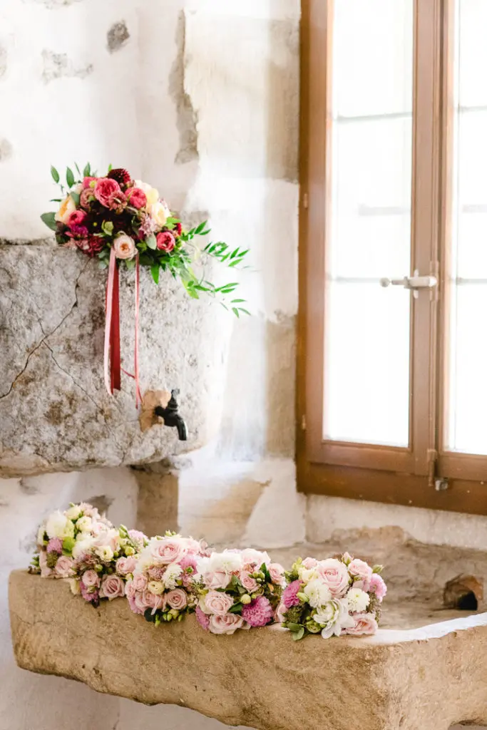mariage, portes des iris, Morges, photographe de mariage portes des iris, photographe de mariage Provence, wedding photographer Drome Provence, wedding engagement session, tenue demoiselle d'honneur, photographe mariage Suisse