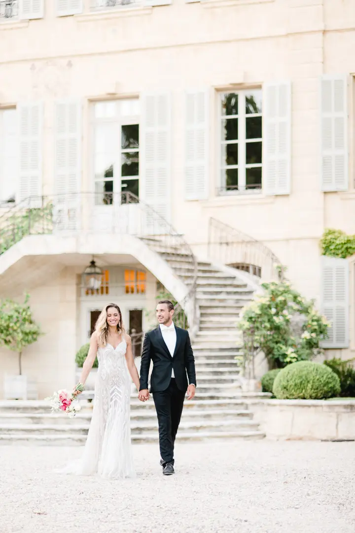 Château d'Estoublon, Estoublon, photographe de mariage, Provence, aix en provence,  photographe Montpellier,  fine art, workshop, formation, olivier, domaine, domaine des grillons, domaine de Patras, mas en Provence, clair, style lumineux, 